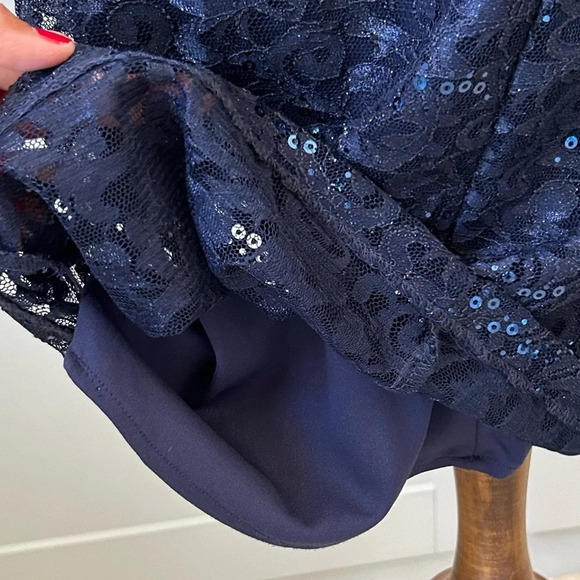 NightWay All Over Lace & Sequined Sheath Blue Dress Size 10 - Picture 7 of 10